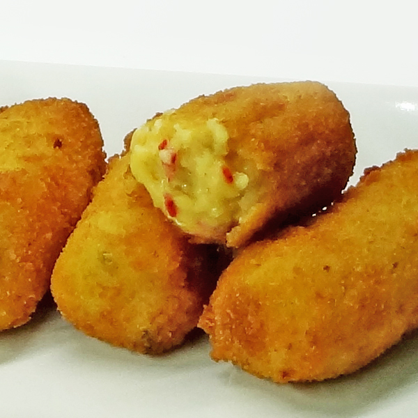 croquetas-brandada-bacalao-pimiento-piquillo-01